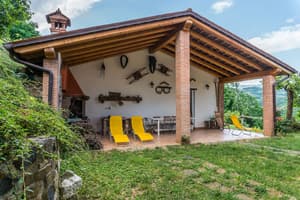 thumbnail: BBQ/picnic area