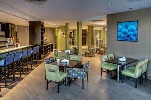 thumbnail: Bar (on property)