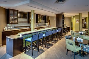 thumbnail: Bar (on property)