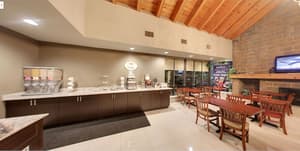 thumbnail: Breakfast area