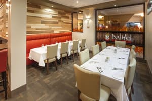 thumbnail: Restaurant