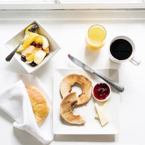 thumbnail: Breakfast area