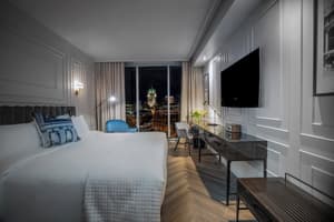 thumbnail: Room