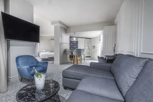 thumbnail: Living area