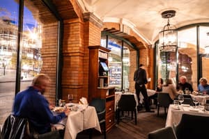 thumbnail: Restaurant