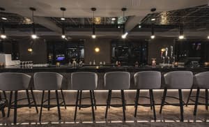 thumbnail: Bar (on property)
