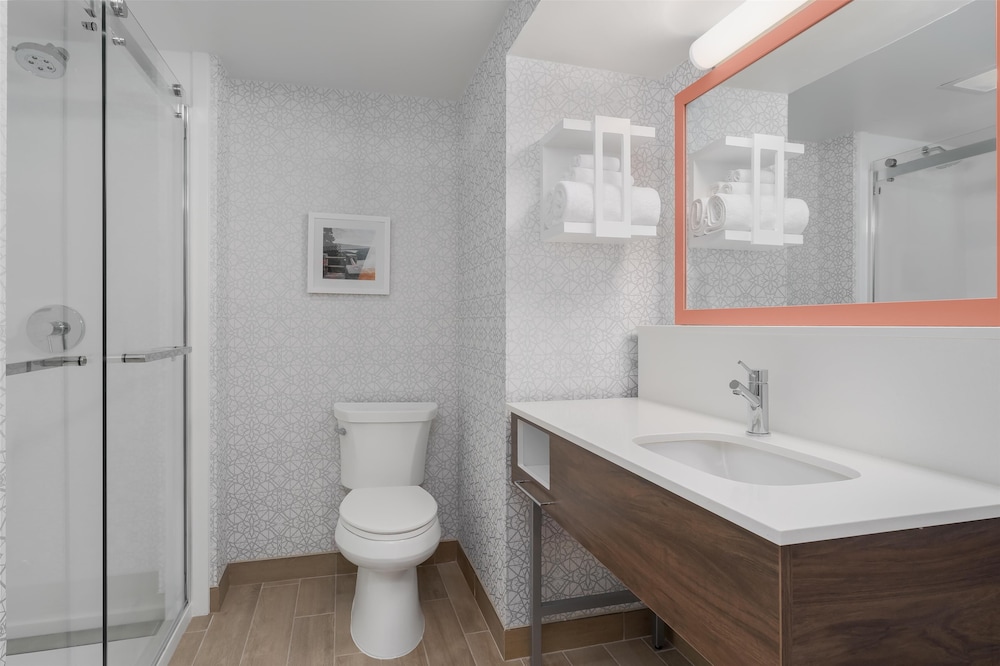 Bathroom shower