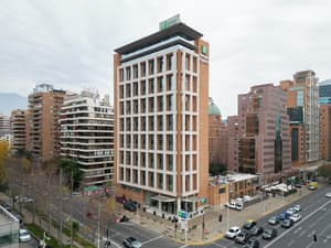 thumbnail: Exterior
