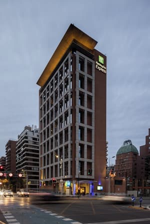 thumbnail: Exterior