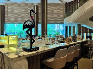 thumbnail: Bar (on property)
