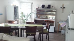 thumbnail: Breakfast area