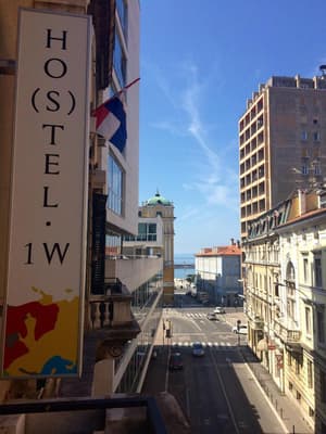 thumbnail: General view