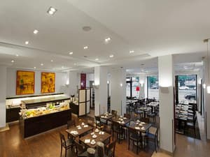 thumbnail: Restaurant