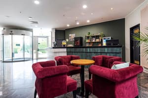 thumbnail: Bar (on property)