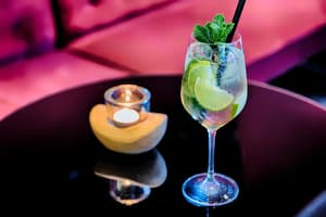 thumbnail: Bar (on property)