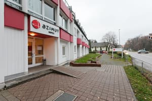 thumbnail: Property entrance