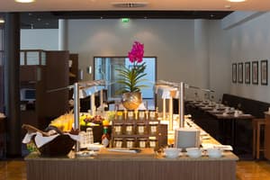 thumbnail: Breakfast area