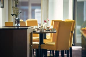 thumbnail: Breakfast area