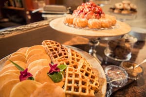 thumbnail: Breakfast area