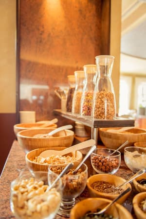 thumbnail: Breakfast area
