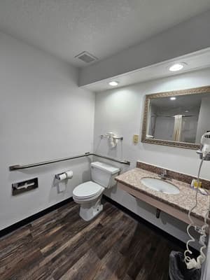 thumbnail: Bathroom