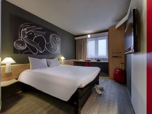 thumbnail: Room