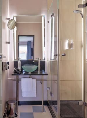 thumbnail: Bathroom