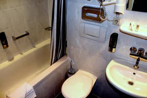 thumbnail: Bathroom