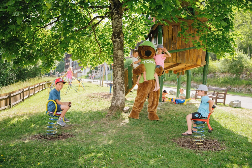 Children's play area - outdoor