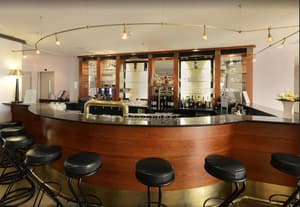 thumbnail: Bar (on property)
