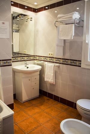 thumbnail: Bathroom
