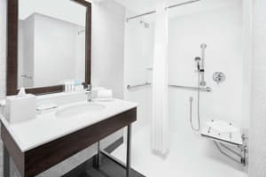 thumbnail: Bathroom shower