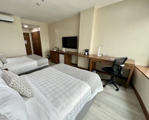 thumbnail: Room service - dining