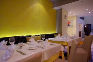 thumbnail: Restaurant