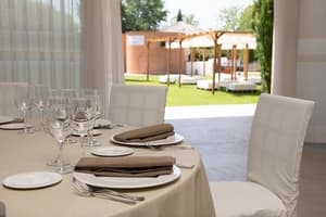 thumbnail: Banquet hall