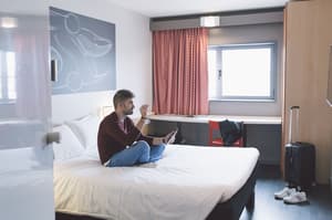 thumbnail: Room