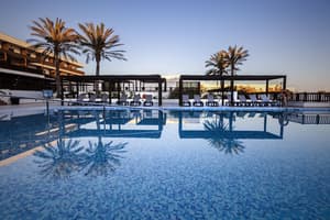 thumbnail: Outdoor pool
