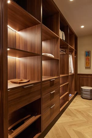 thumbnail: Interior