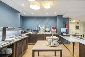 thumbnail: Breakfast buffet