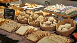 thumbnail: Breakfast area