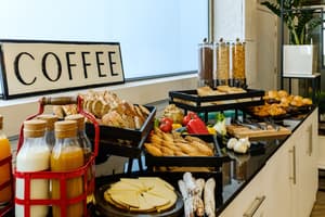 thumbnail: Breakfast area