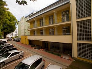 thumbnail: Exterior