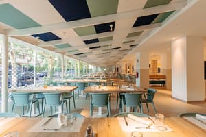 thumbnail: Restaurant