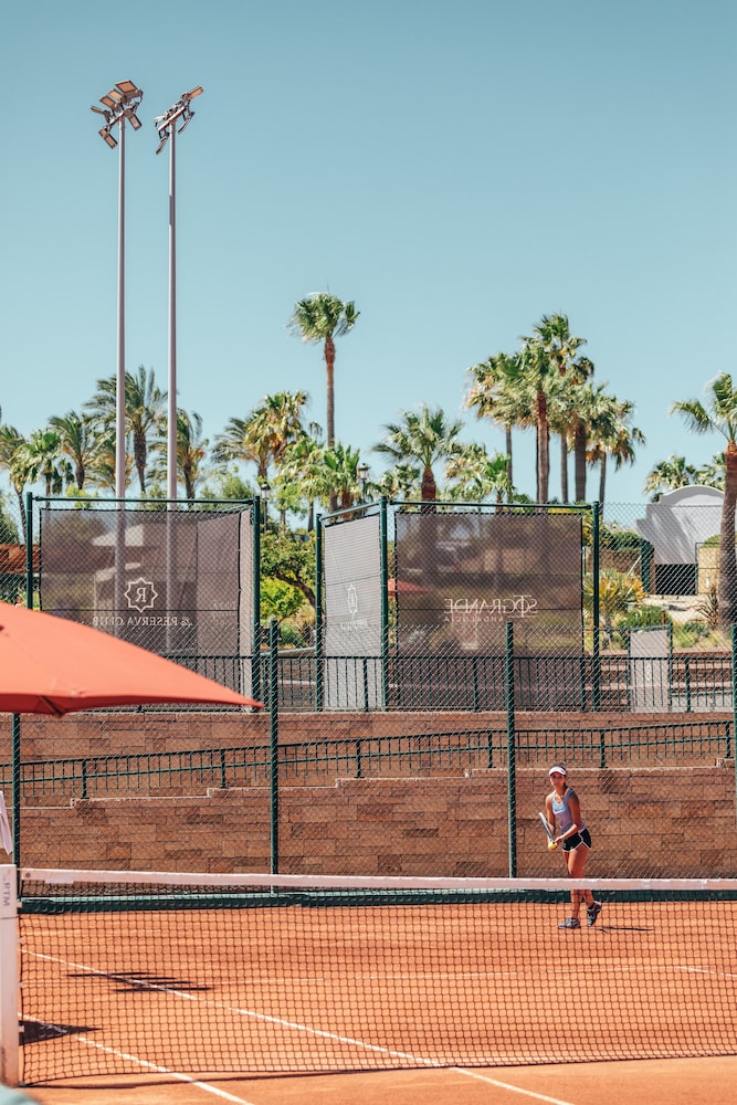Tennis court