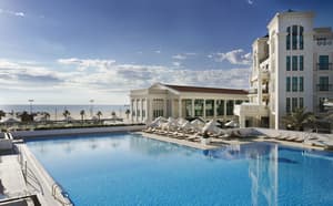 thumbnail: Outdoor pool