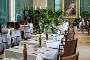 thumbnail: Restaurant