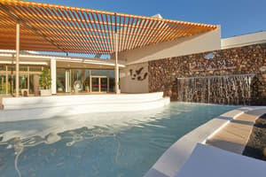 thumbnail: Pool