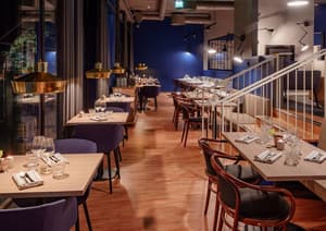 thumbnail: Restaurant