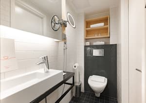 thumbnail: Bathroom