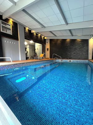 thumbnail: Pool